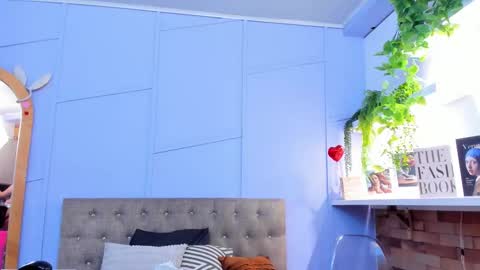 nathalie rossel online show from October 30, 8:10 pm