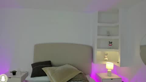 NATHALY  online show from December 18, 10:42 am