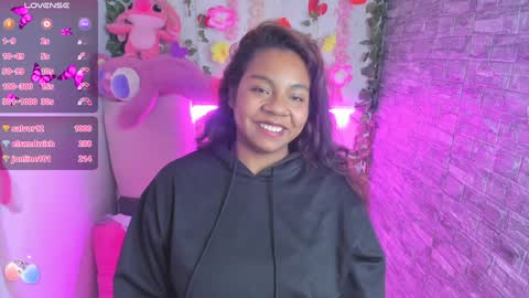 Naty online show from December 22, 8:05 am