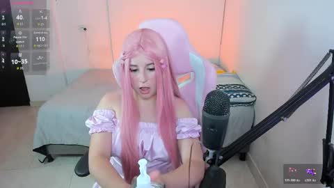 natsuki online show from April 11, 11:25 am