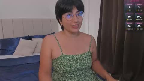 Nathalie online show from February 1, 9:13 pm