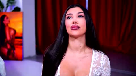 Naty online show from November 19, 10:37 am