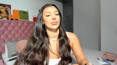 Snapshot of natydesiree chatting on January 27, 9:11 pm Naty online show from January 27, 9:11 pm
