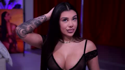 Naty online show from December 19, 7:50 pm