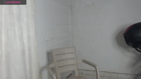 Stella Mcqueen online show from December 17, 11:28 am