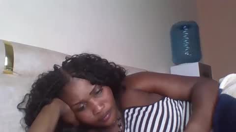 naughty8779 online show from December 19, 10:46 pm