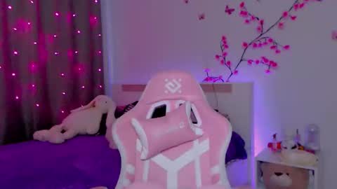 Snapshot of naughty_mablee chatting on September 24, 1:59 am Mable online show from September 24, 1:59 am