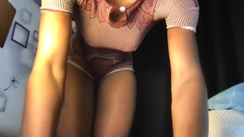 naughty_sandrah online show from July 2, 2:33 am