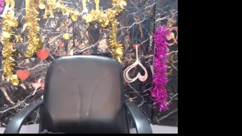 Snapshot of naughty_xxbunny chatting on February 4, 12:22 pm beauty online show from February 4, 12:22 pm