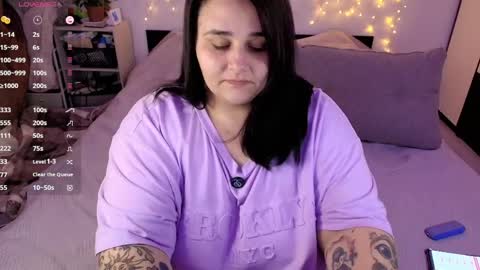 Chris online show from April 9, 4:26 am