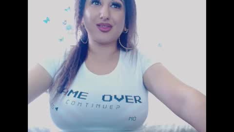 Snapshot of naughtymaya4you chatting on September 17, 10:02 am naughtymaya4you online show from September 17, 10:02 am