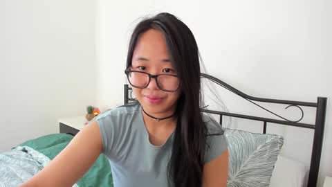 Gigi Chu  online show from February 3, 12:36 pm