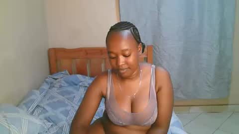 Snapshot of naughtynova33 chatting on October 20, 8:45 pm nova online show from October 20, 8:45 pm