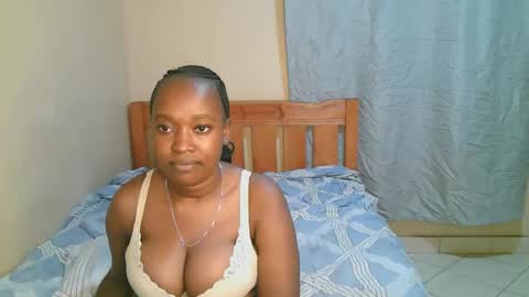 Snapshot of naughtynova33 chatting on October 22, 12:37 am nova online show from October 22, 12:37 am