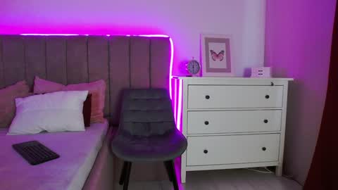 Ally online show from December 5, 8:11 am