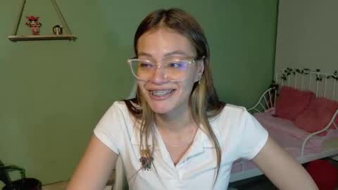 sabrina online show from March 9, 5:32 am