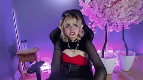 Navier  online show from November 22, 9:06 pm