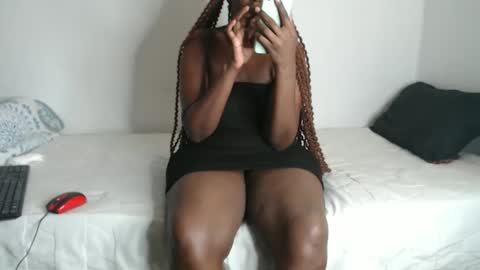 nawtylezi696 online show from November 24, 7:05 pm