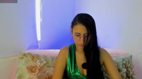 Naye  online show from March 17, 5:50 pm