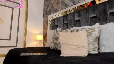    online show from October 16, 4:53 pm