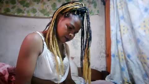 Nayla online show from June 27, 7:42 am