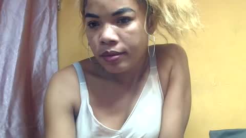 nayrrah online show from April 16, 9:39 pm