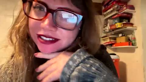 Nealiana online show from December 6, 12:34 am