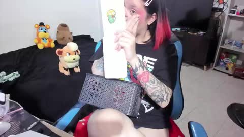 Geek Nicole    im Neeko UwU online show from January 18, 9:11 pm