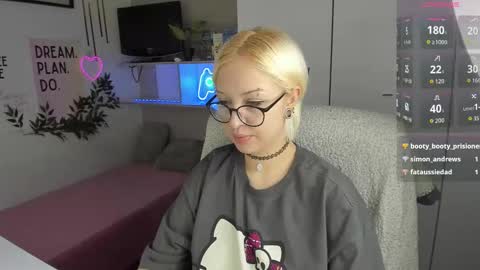 Kate online show from March 21, 8:19 am