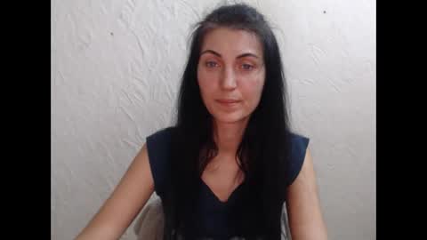 Nensy online show from October 27, 2:23 pm