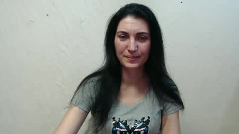 Nensy online show from February 24, 2:25 pm