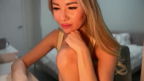 NensySafrons online show from April 12, 5:16 pm