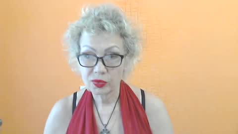 NessyJenixs online show from June 17, 7:43 am