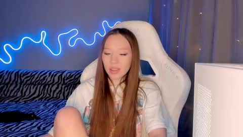 Mina online show from December 22, 12:08 pm