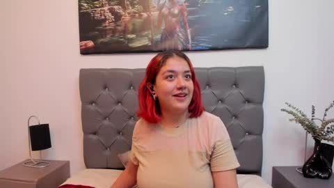 Estefani  online show from March 2, 3:34 am