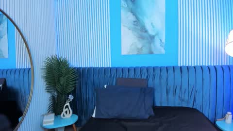 niatorres online show from September 24, 3:05 am