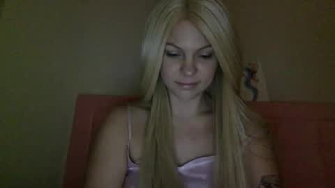 Amber online show from December 16, 11:49 am