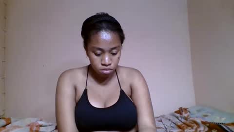 nicelly01 online show from June 3, 2:33 pm
