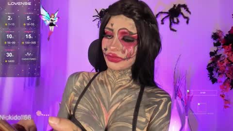   Help me reach 100 thumbs up online show from October 31, 5:31 am