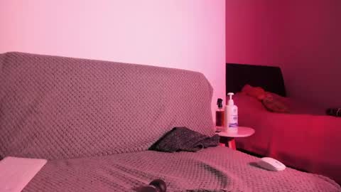 NICKI Independient Model online show from April 25, 8:17 am