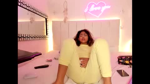 nicky_teem online show from November 19, 9:31 am