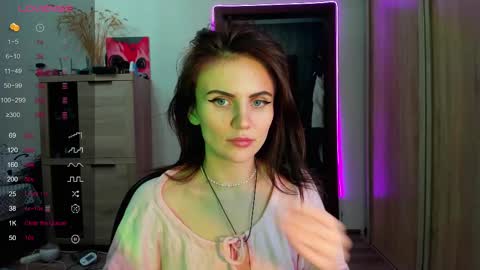 Nicky Weekends online show from February 16, 5:59 pm