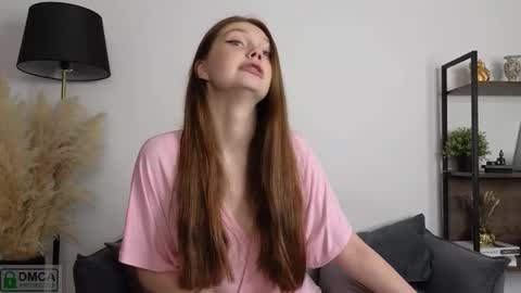 Nicole online show from September 16, 1:19 pm