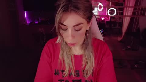 Nicole online show from March 2, 5:08 am