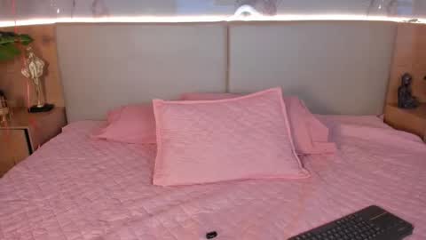 N A T A L I A online show from February 11, 9:16 pm