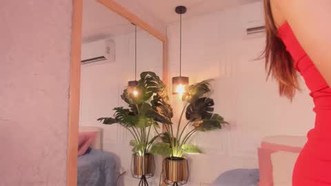 N A T A L I A online show from February 24, 8:29 pm