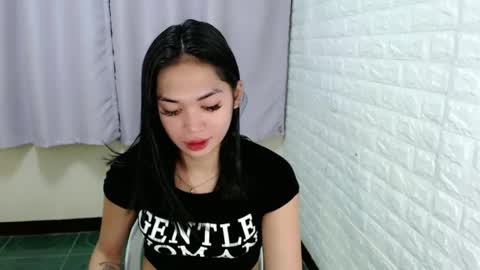 NICOLE online show from January 30, 3:29 pm