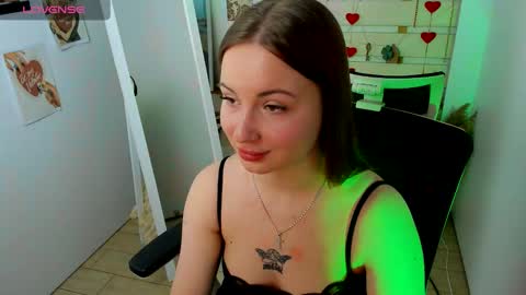 Nicole online show from March 4, 8:15 pm