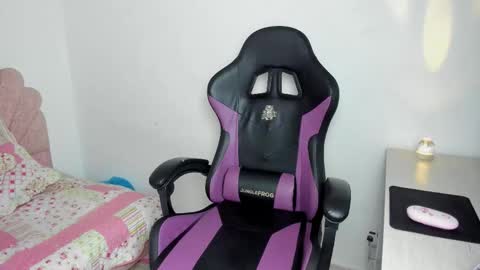 nicole santana online show from January 9, 6:29 am