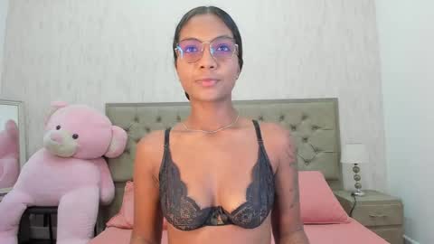 Nicol  online show from April 5, 7:24 pm